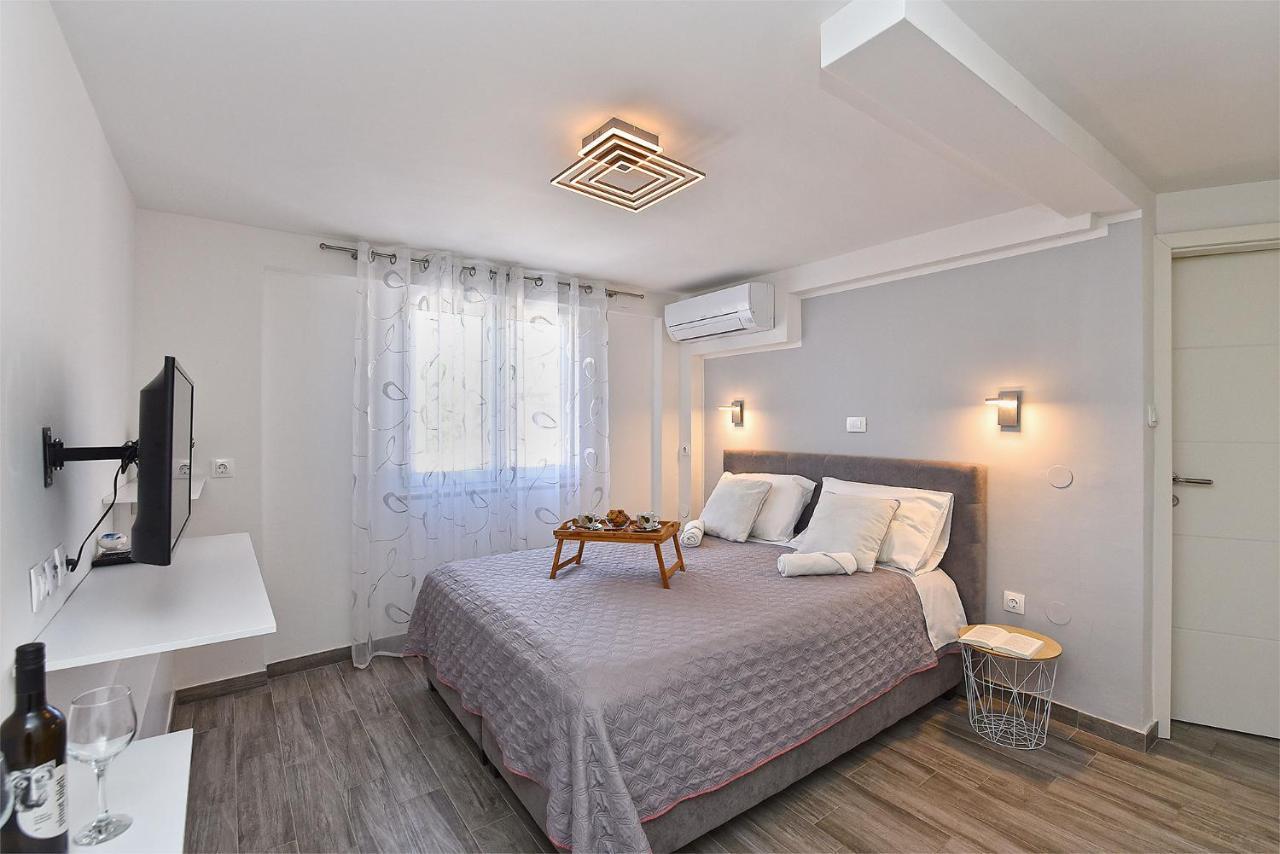 Double Room With Pool 2261 Medulin Exteriér fotografie